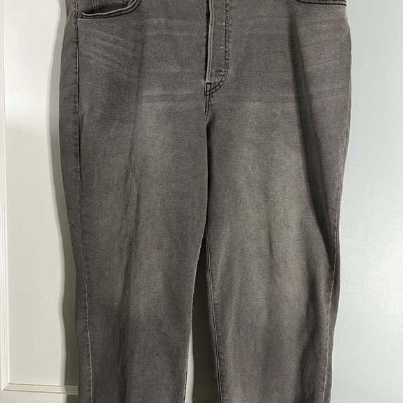 Levi’s Ribcage Straight Ankle - Picture 9 of 11